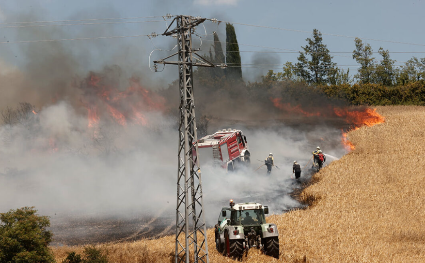 Alertan sobre el riesgo de incendios: recomiendan más extintores y frenar cosechas en las horas críticas